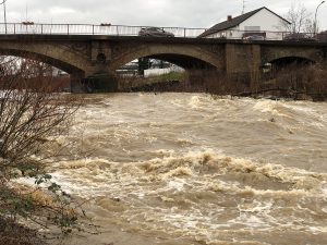 Die Brücke Kölner Straße hat eine nicht ausreichende Leistungsfähigkeit bei Ahrhochwasser